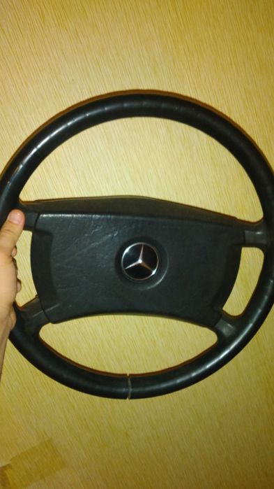 Руль на мерседес 190