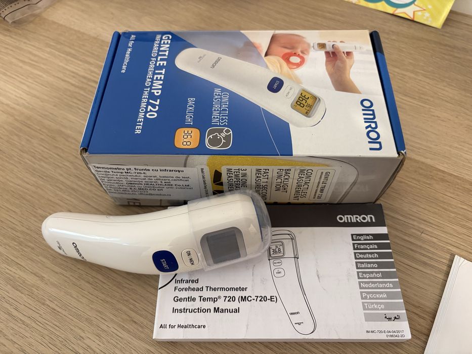 Termometru de frunte OMRON Gentle Temp 720, cu infrarosu