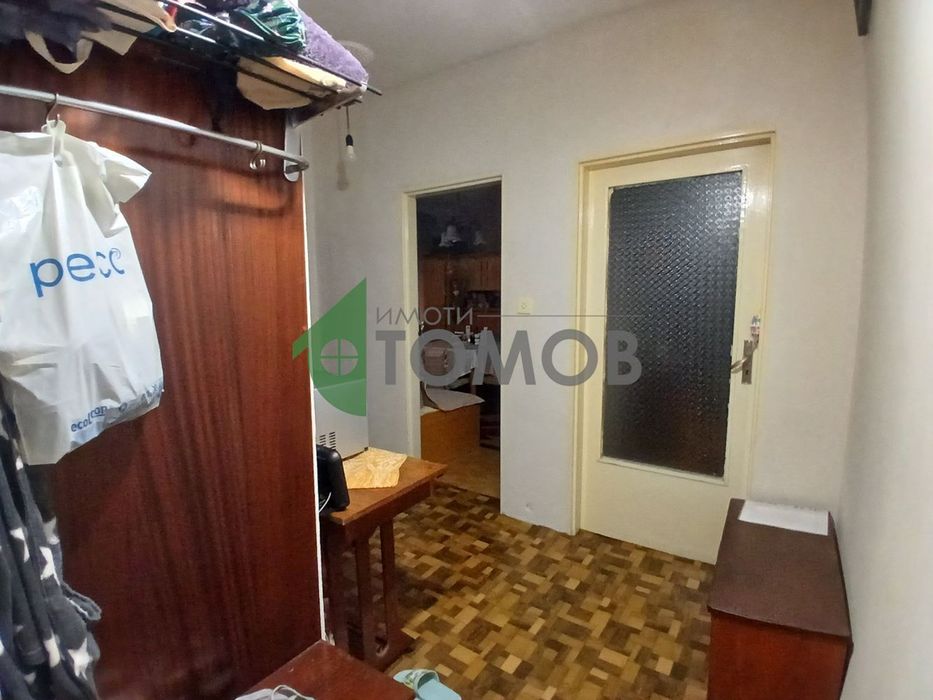 Двустаен апартамент с кухня в Три Чучура-север