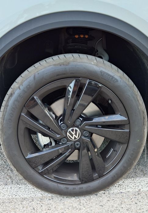 4 бр. Goodyear Eagle F1 Assym 5 (215/50/18, 96W)