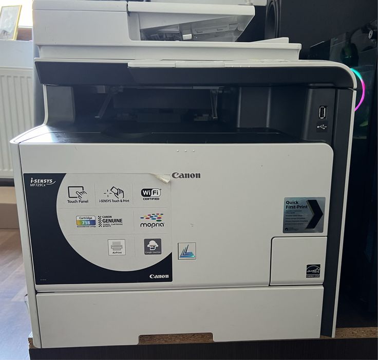 Imprimanta multifuncțională color Canon i-SENSYS MF729Cx