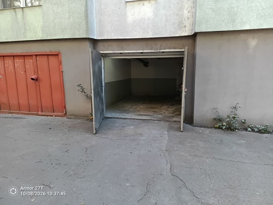 Garaj sub bloc de inchiriat