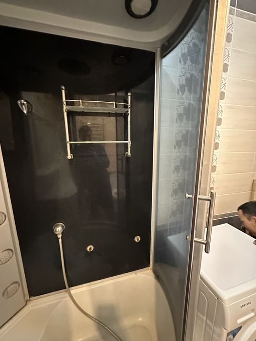 Продам душевую кабину б/у