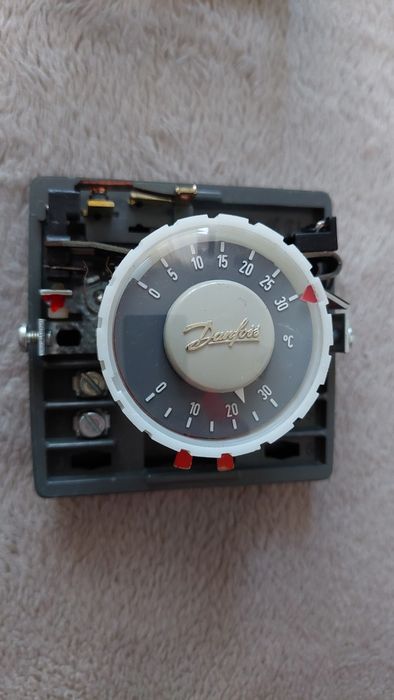 Termostat cu termometru Danfoss vintage