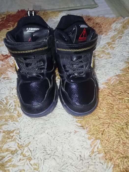 Ботинки зимние в отличном состоянии