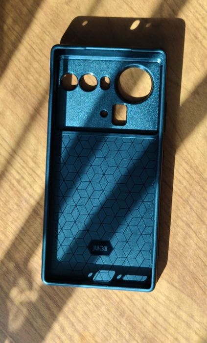 Новый чехол для смартфона