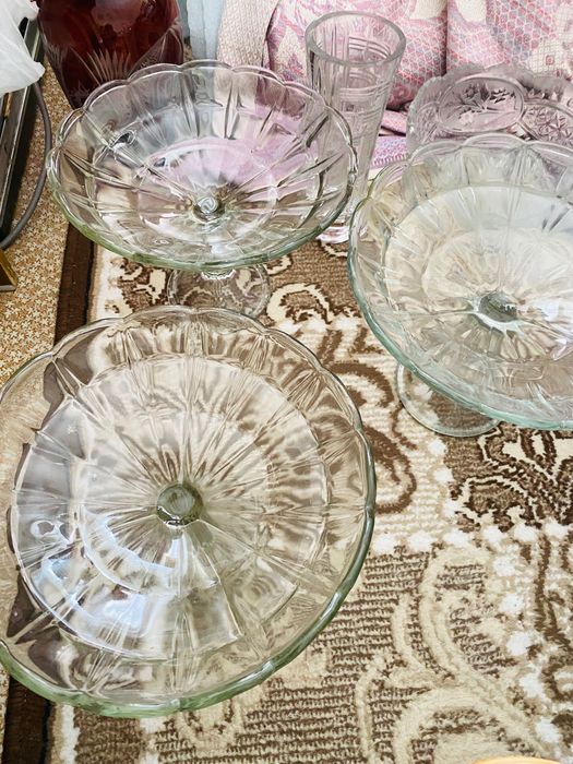 Стеклянная ваза для фруктов