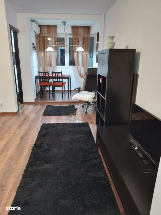 Drumul Taberei/Metrou Favorit-Afi Cotroceni. Garsoniera.