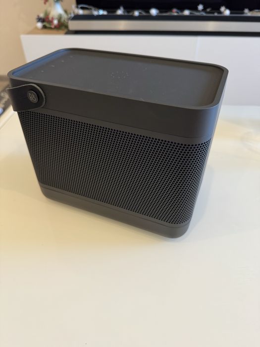 Bang & Olifsen beolit 20 преносима тонколона