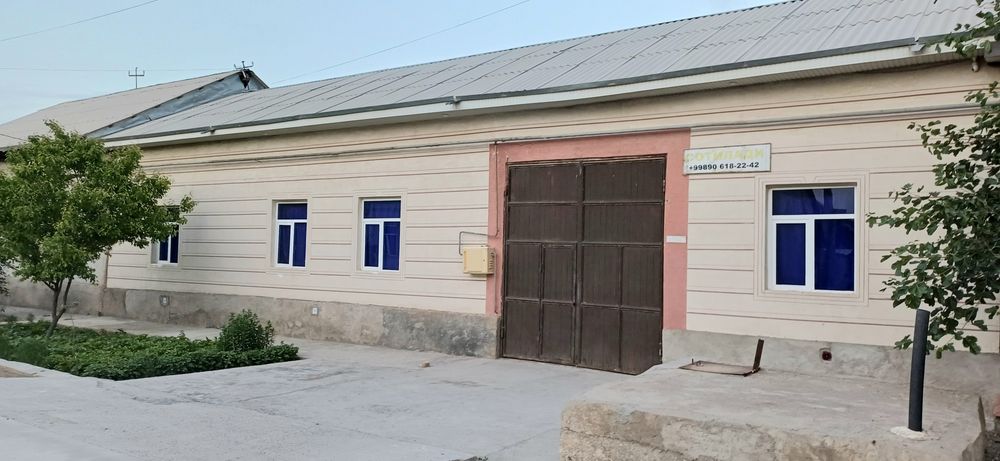 Срочно Ески 5да 8 сотихли замонавий кулайликларга ега ховли сотилади