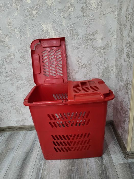 Бак/корзина/емкость для белья