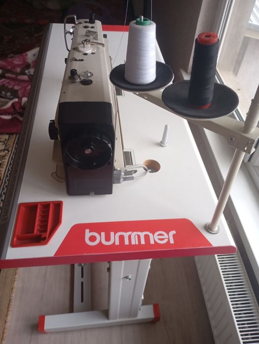 Швейная машина  bummer