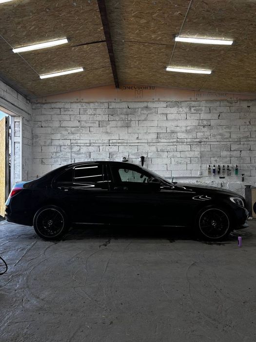 RSDetailing химчистка, полировка, переклейка стёкол фар.