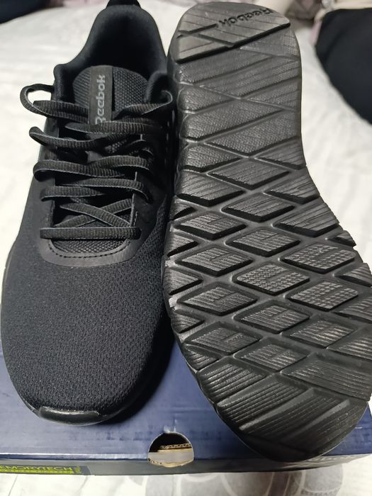 Чисто нови мъжки маратонки Reebok