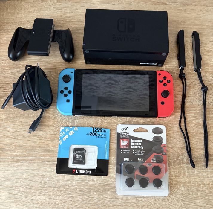 Продам Nintendo Switch v2 прошитый