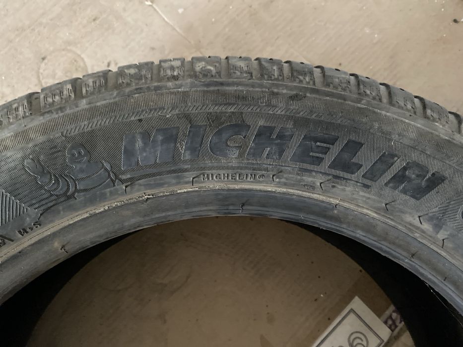 Продается поршыка мишлен R17