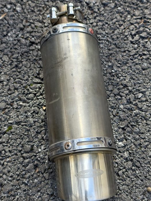 Продавам спортно гърне за мотор dalkevic  cbr1000rr