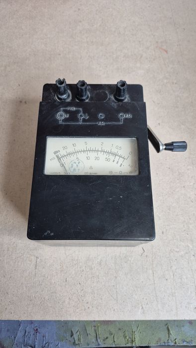 Мегаомметр М4100/3 СССР (500В) ручной, рабочий