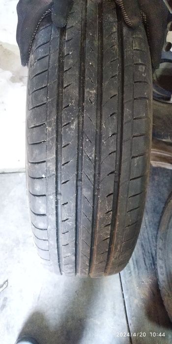 Продам два колеса на Lexus  г300