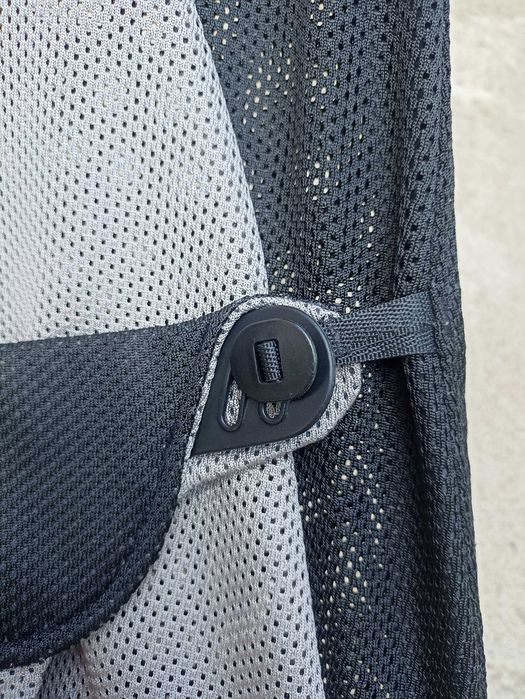 Бебешки шезлонг BabyBjorn с играчка
