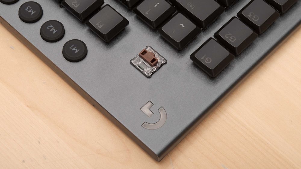 Logitech G815 Black - cостояние как новое (нету колпака ESC ...