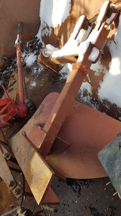 Motocultor cu remorcă