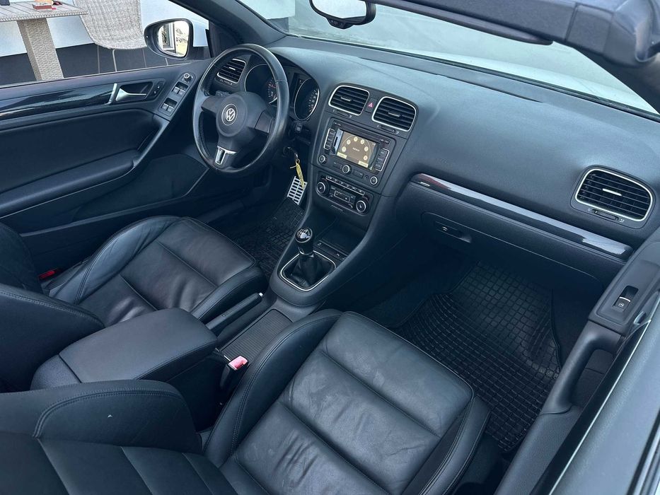 VW Golf 6 cabrio 1,6 tdi 2012 full accept variante !