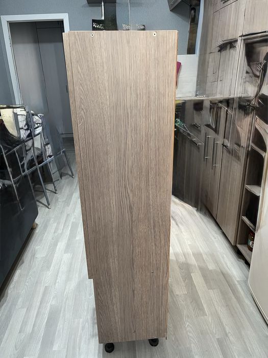 Продам шкаф.