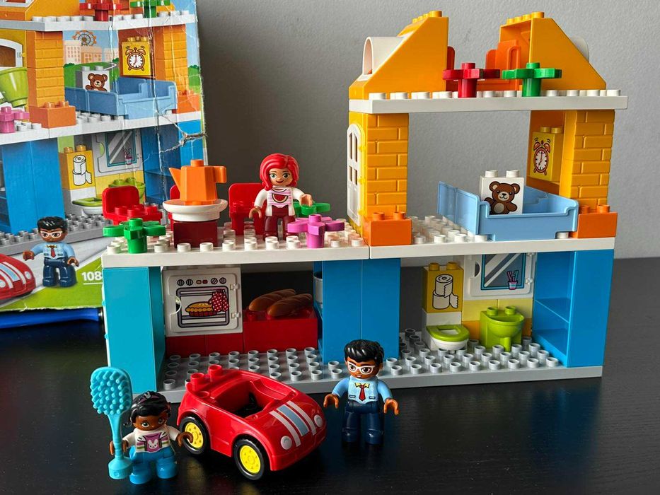 LEGO Duplo 10835 Семейна Къща и 10868 Пони Конюшня