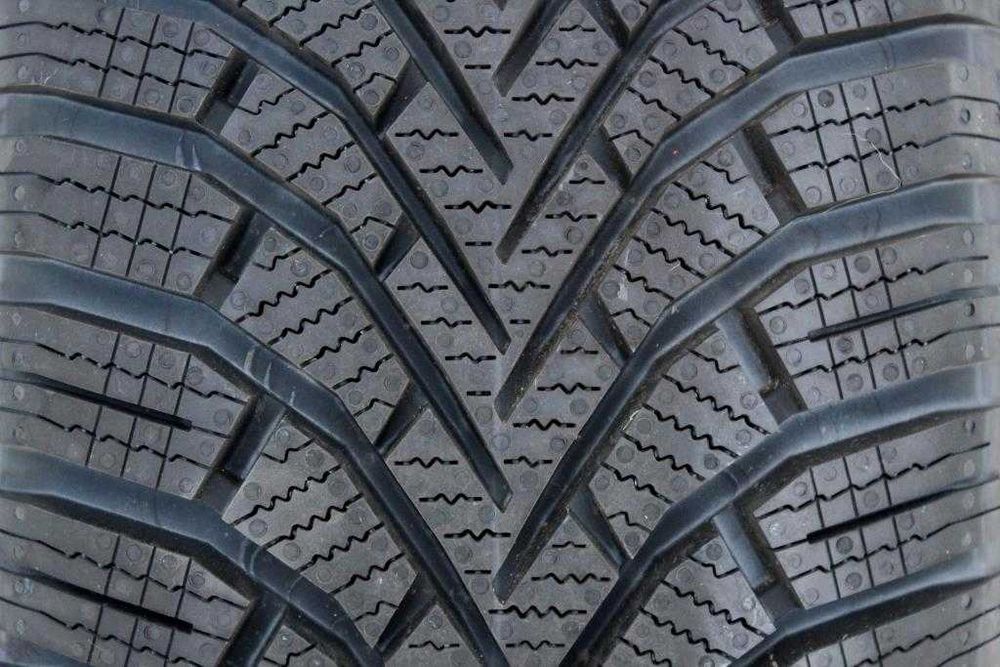Anvelope iarna noi 195/65R15 91T, Sailun