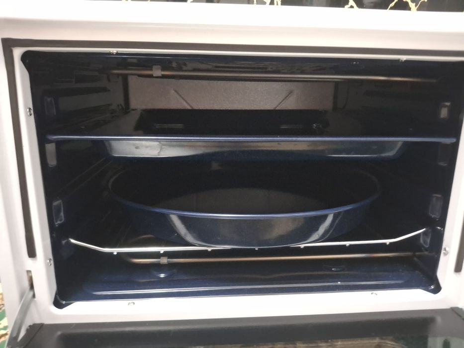 Продам печь новая