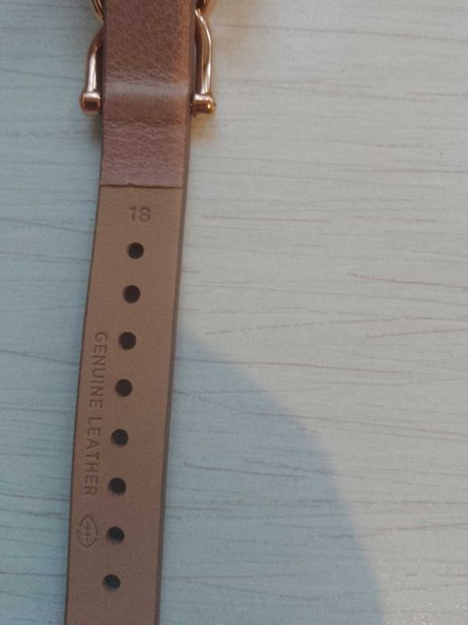 Fossil Riley чисто нов часовник  в кутия,закупен от Америка