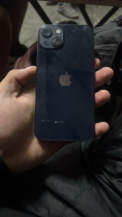 Vând iPhone 13 Midnight 128gb