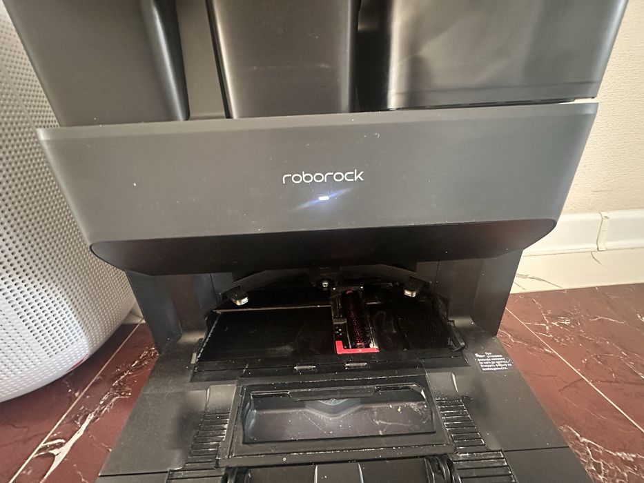 Продам робот пылесос Roborock s7maxv