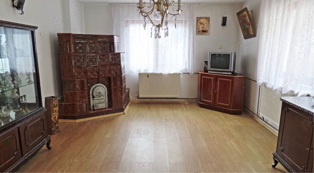 Vilă cu 7 camere in Busteni, cartier Zamora