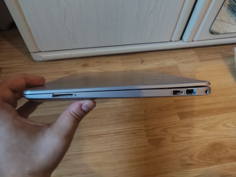 Carcasa Completa + Tastatura + Balamale - HP 250 G8