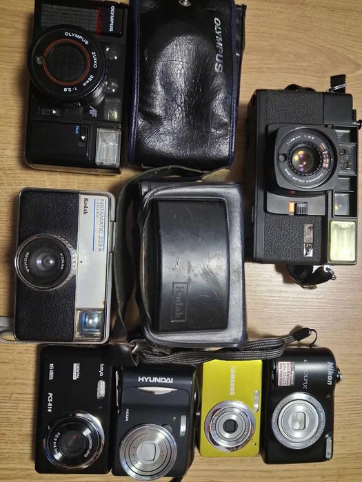 Aparate foto vintage diferite modele