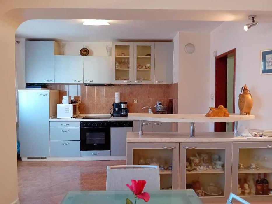 4-стаен под наем в жк Банишора