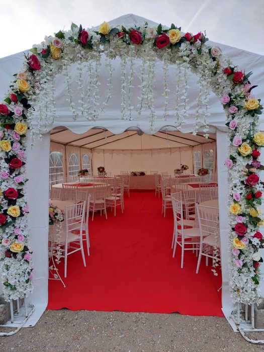 Închiriere cort evenimente