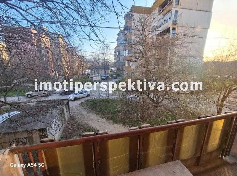 Продава се Тристаен апартамент в Пловдив, Кючук Париж - 68 кв.м за 1018 €/кв.м - Снимка #4