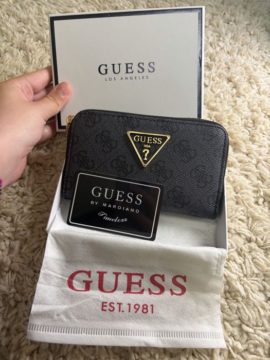 Portofel albatru guess