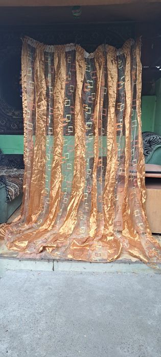 Продам тюль большую