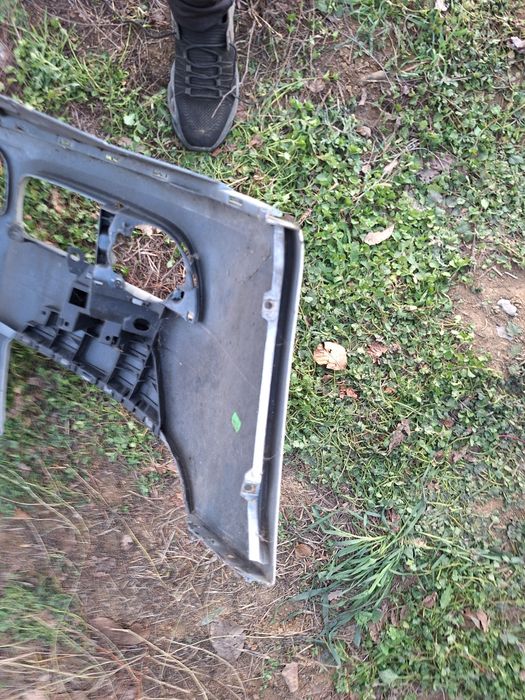 Предна броня за Skoda Fabia 2010