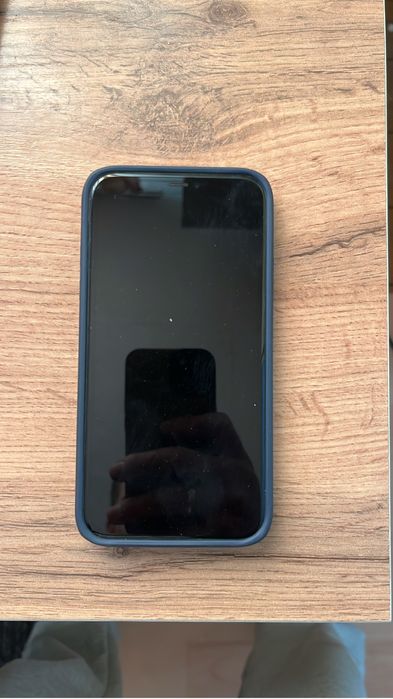 Айфон 11 в отличном состоянии