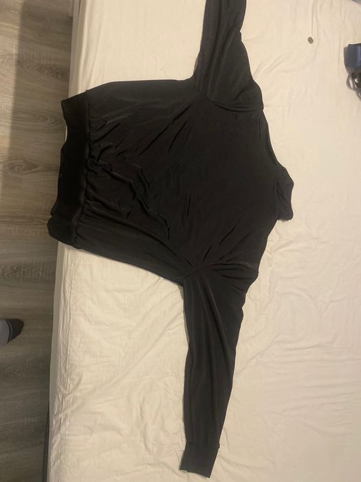 Черен суичър на Адидас с ленти без качулка