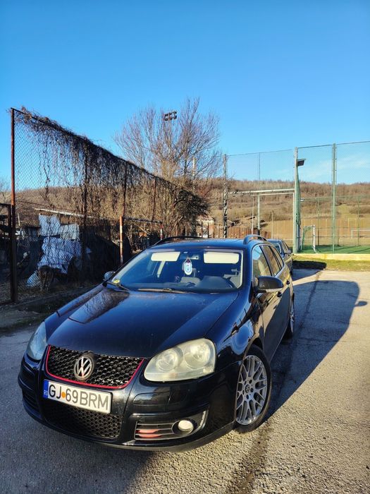 vand sau schimb golf V  2.0BMM 250 cp