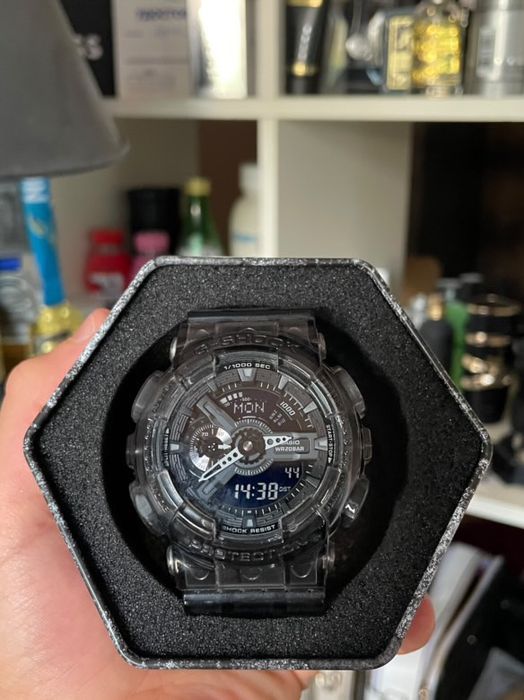 Часовник G-shock