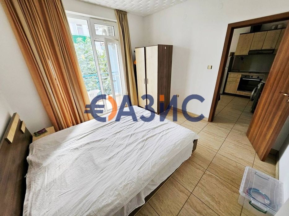 Продава се Тристаен апартамент в к.к. Слънчев бряг - 71 кв.м за 521 €/кв.м - Снимка #12
