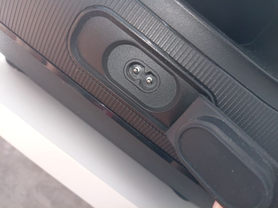 Продаю колонку JBL Party box