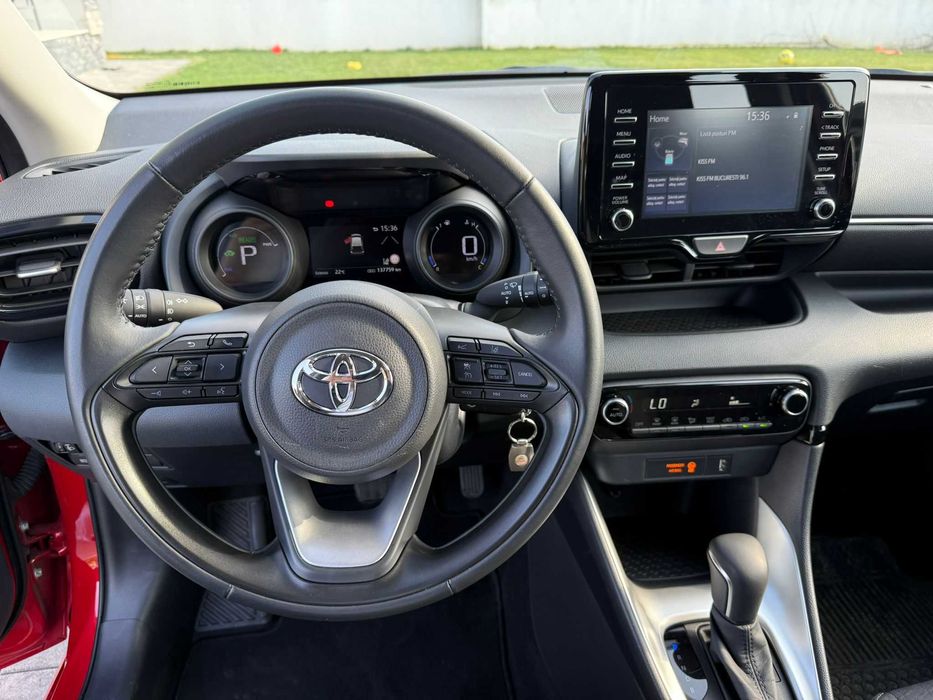 Toyota Yaris Hybrid 2022  / Full LED / Camera / Impecabil / Istoric / GARANTIE